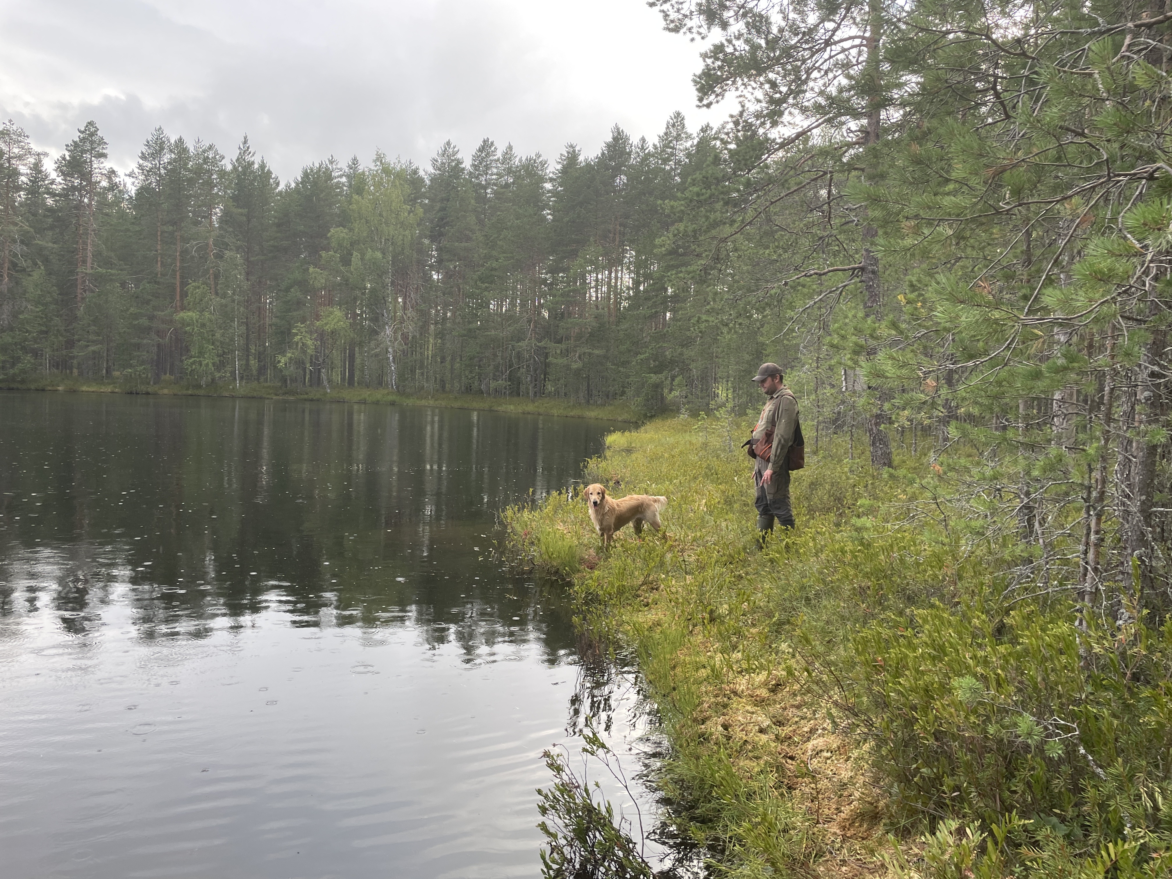 Elli ja Janne odottamassa vesinoutoa